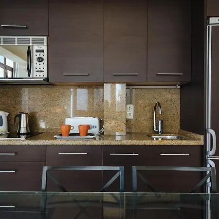 Minty - Feria Apartment *