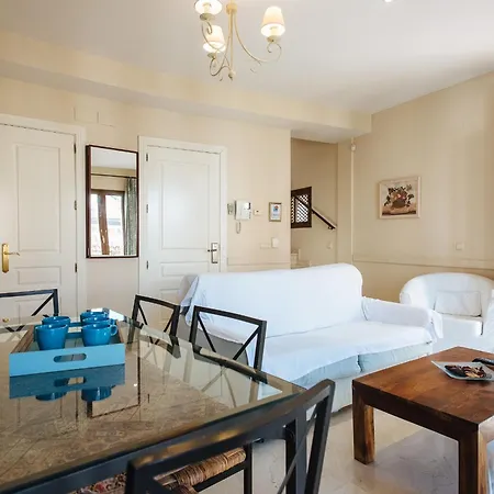Minty - Feria Apartment *